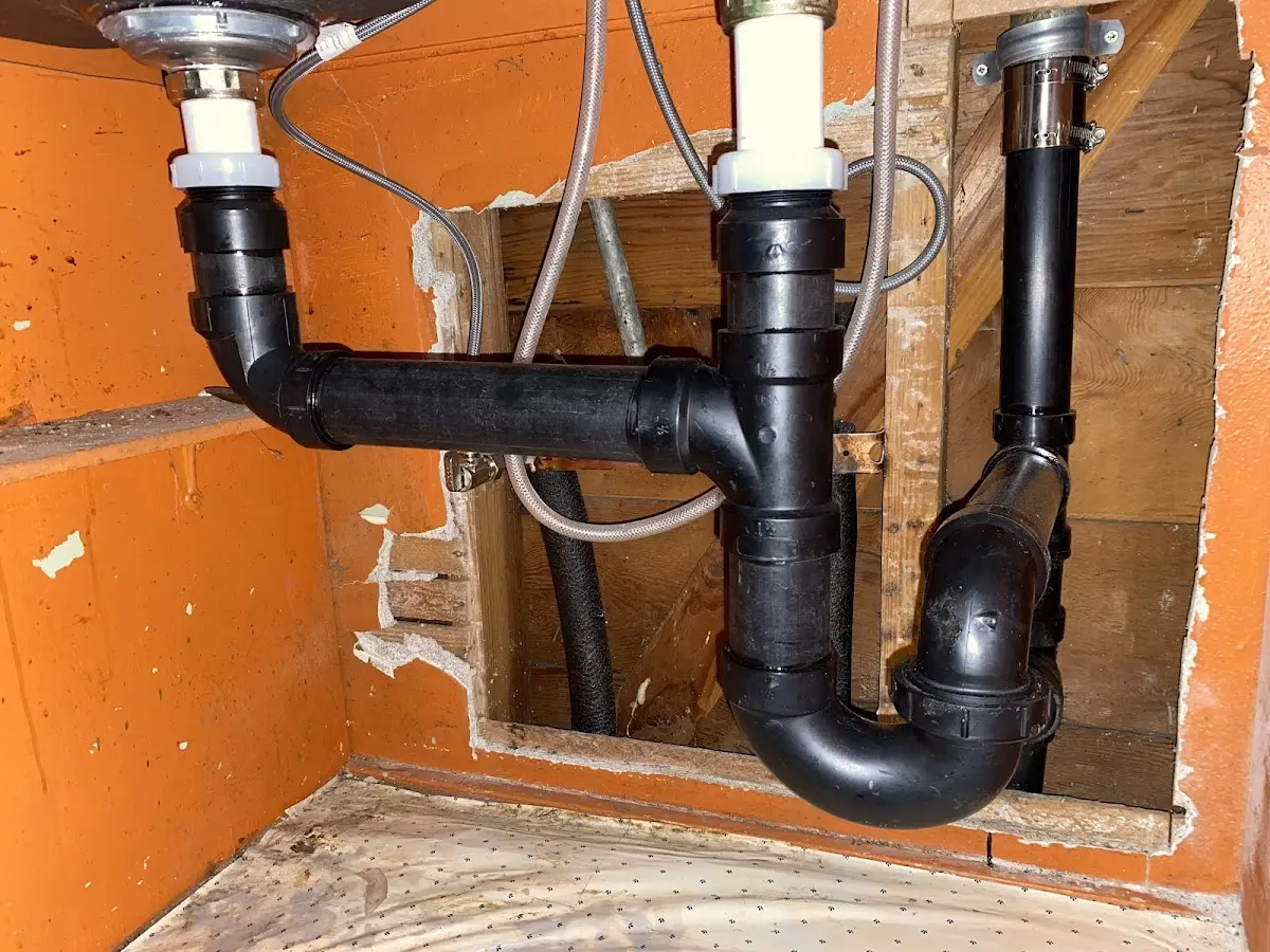 Professional Pipe Bursting equipment and tools on the job in Bel Air North